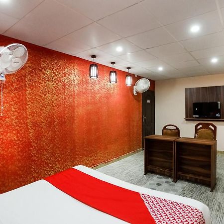 Oyo 72993 Hotel The Gold Faridabad Extérieur photo