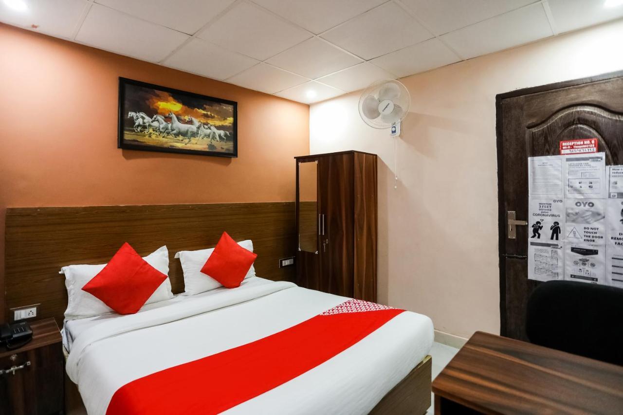 Oyo 72993 Hotel The Gold Faridabad Extérieur photo