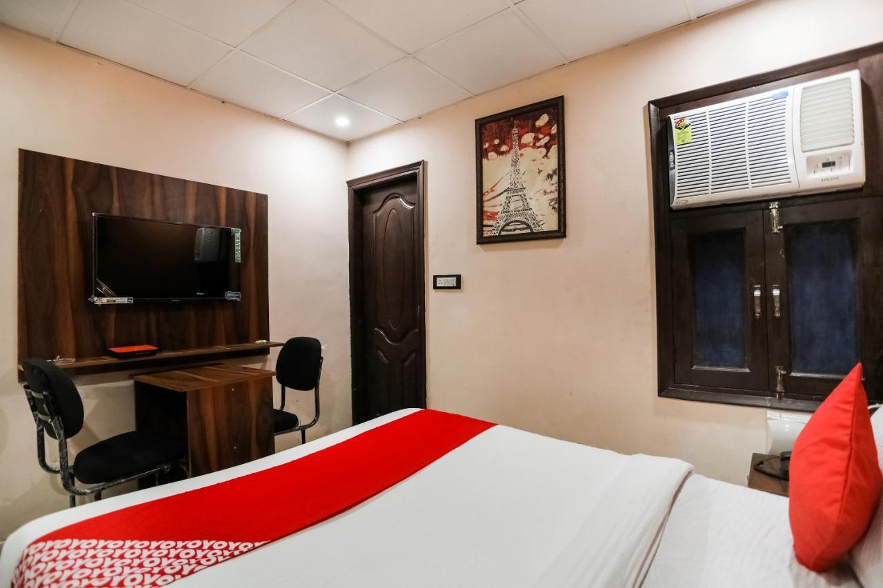 Oyo 72993 Hotel The Gold Faridabad Extérieur photo