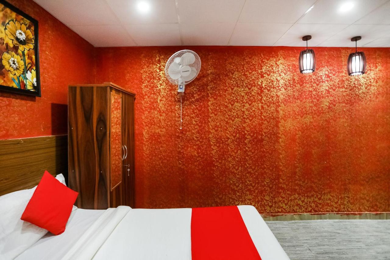 Oyo 72993 Hotel The Gold Faridabad Extérieur photo