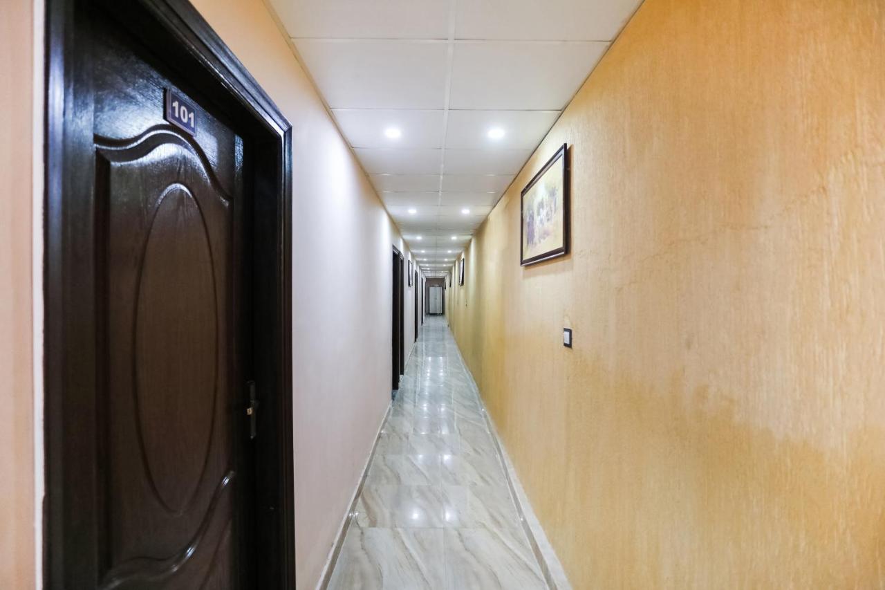 Oyo 72993 Hotel The Gold Faridabad Extérieur photo